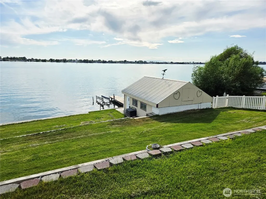 2360 Elgin Road NE Moses Lake WA 98837