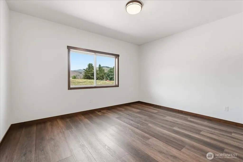 110 Slide View Lane Manson WA 98831
