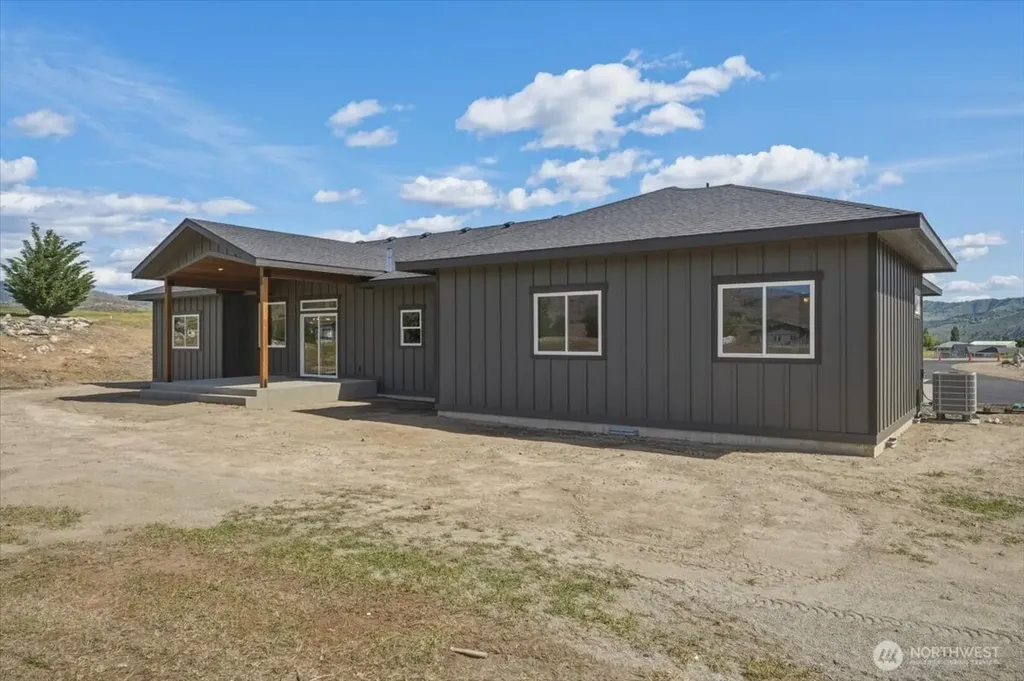 110 Slide View Lane Manson WA 98831