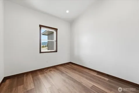 110 Slide View Lane Manson WA 98831