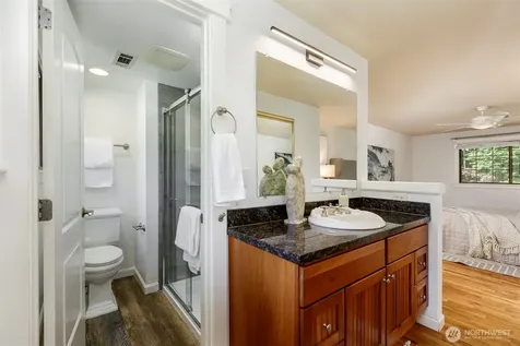 4434 137th Avenue NE Bellevue WA 98005