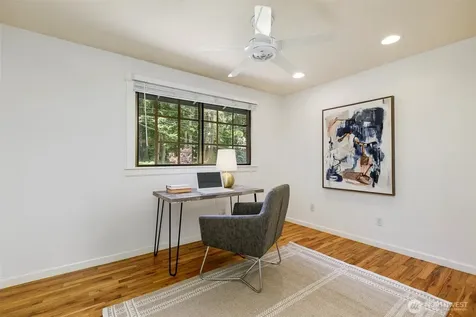 4434 137th Avenue NE Bellevue WA 98005