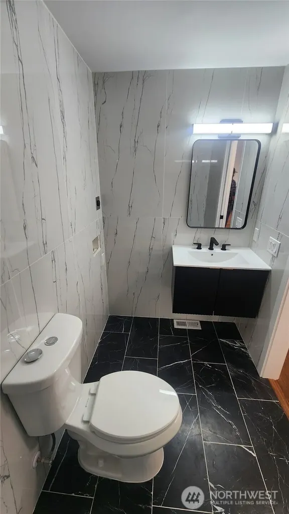 4408 224th Place SW Mountlake Terrace WA 98043