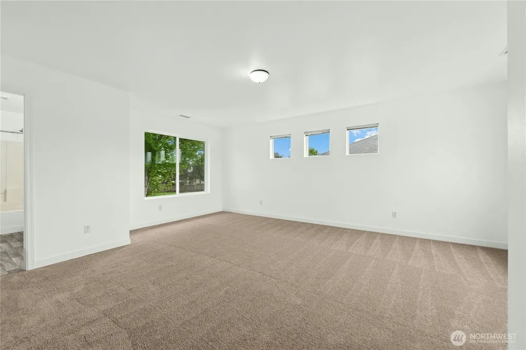 9424 187th Street Ct E Puyallup WA 98375