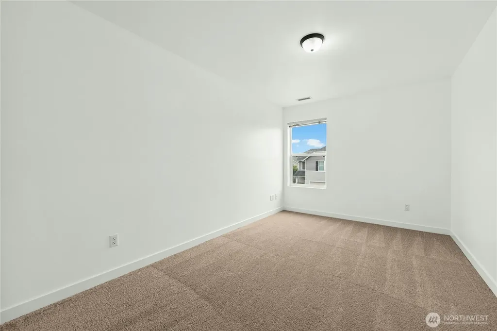 9424 187th Street Ct E Puyallup WA 98375