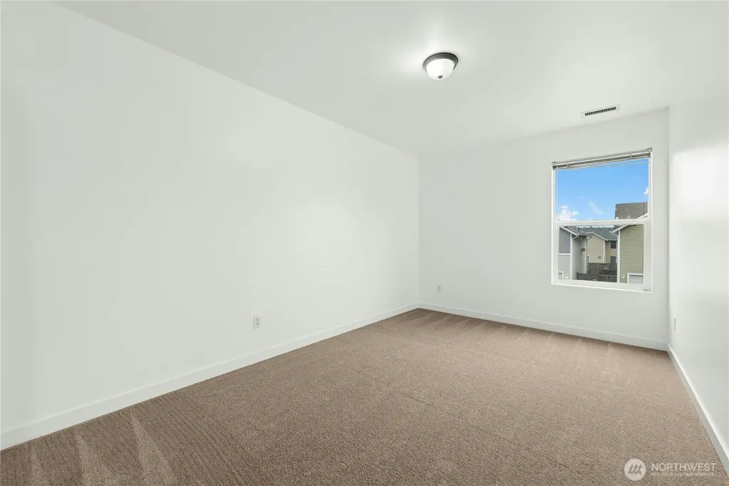 9424 187th Street Ct E Puyallup WA 98375