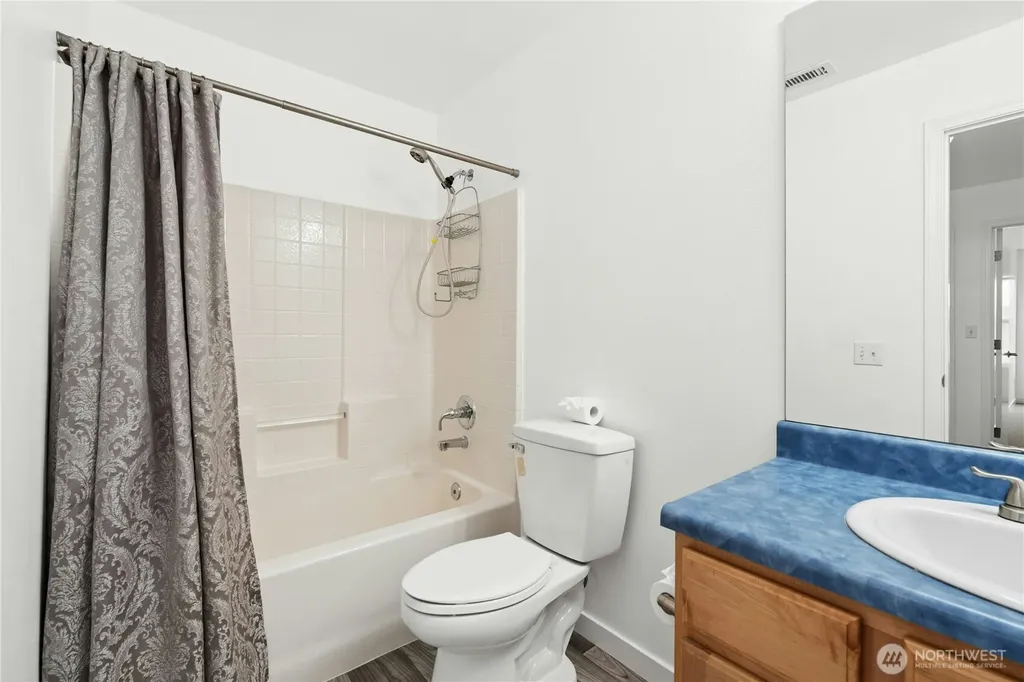 9424 187th Street Ct E Puyallup WA 98375