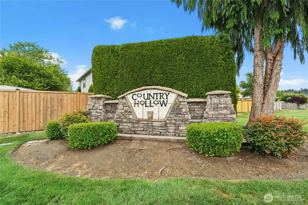 9424 187th Street Ct E Puyallup WA 98375