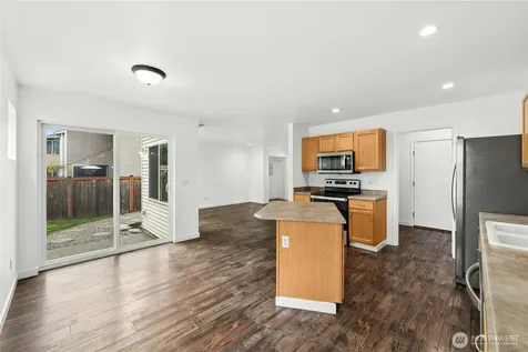 9424 187th Street Ct E Puyallup WA 98375