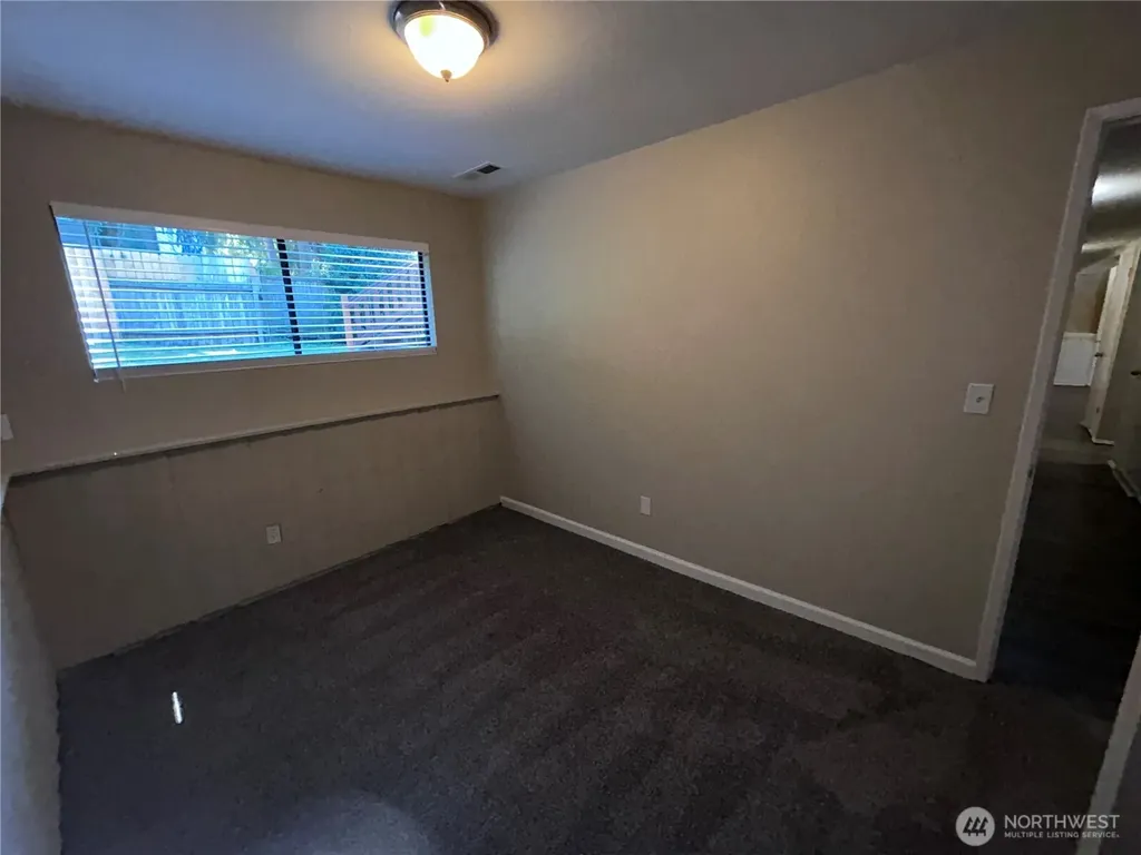 9139 NE 142nd Way Kirkland WA 98034