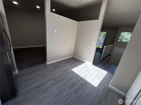 9139 NE 142nd Way Kirkland WA 98034