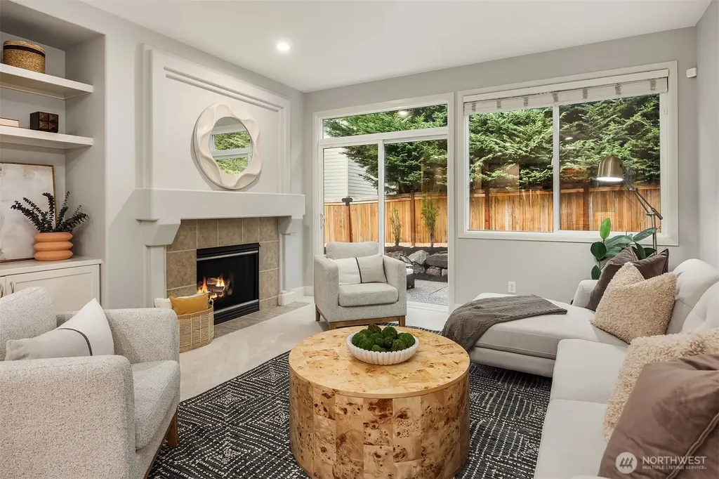 914 272nd Place SE Sammamish WA 98075
