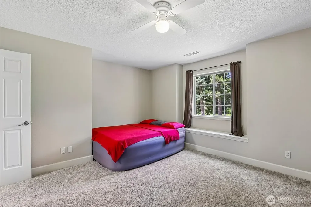 24519 NE 53rd Street Vancouver WA 98682
