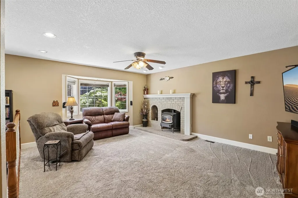 24519 NE 53rd Street Vancouver WA 98682