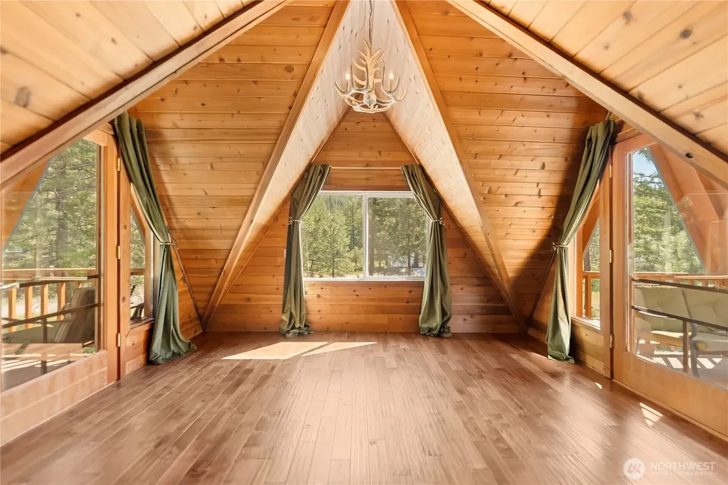 13 Littel Road Mazama WA 98833