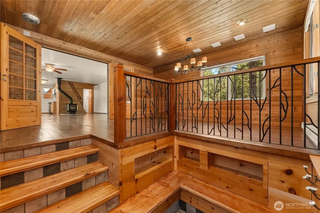 13 Littel Road Mazama WA 98833