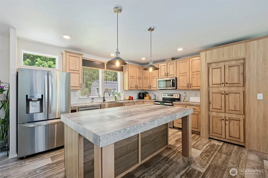 131 Marquee Lane Elma WA 98541