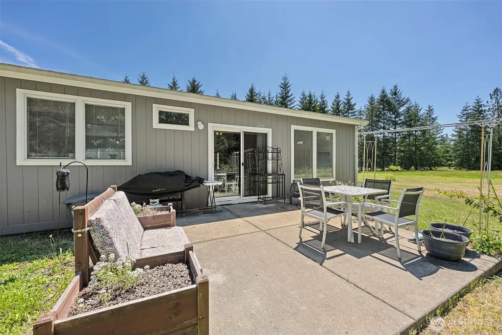 131 Marquee Lane Elma WA 98541