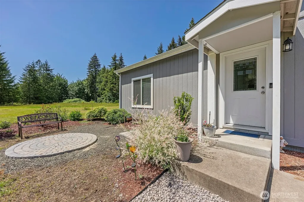 131 Marquee Lane Elma WA 98541
