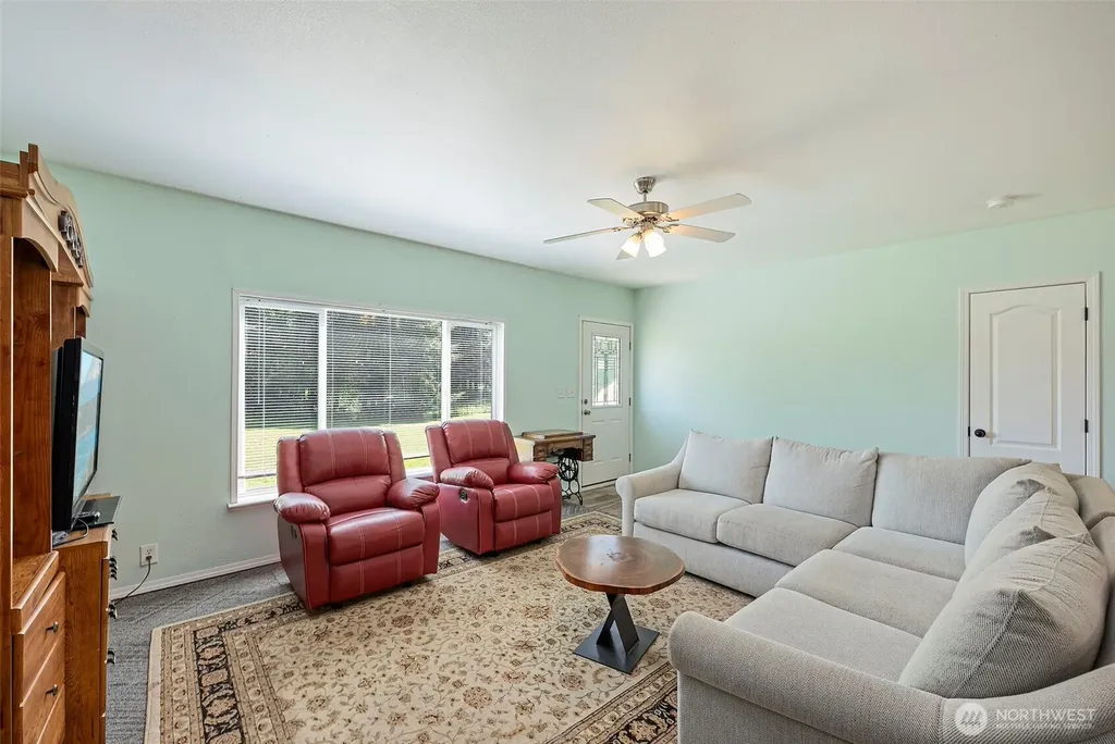 131 Marquee Lane Elma WA 98541