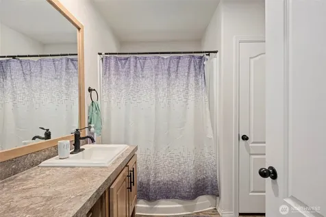 131 Marquee Lane Elma WA 98541