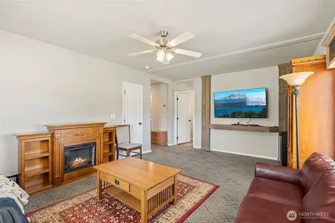 131 Marquee Lane Elma WA 98541