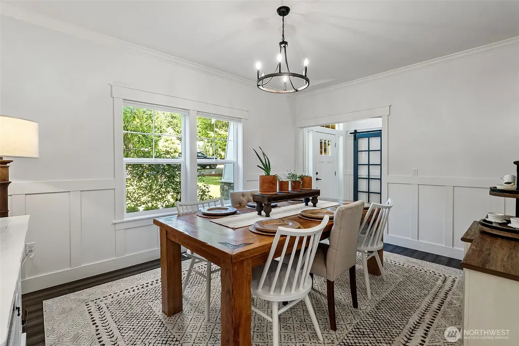 191 E Sterling Drive Allyn WA 98524