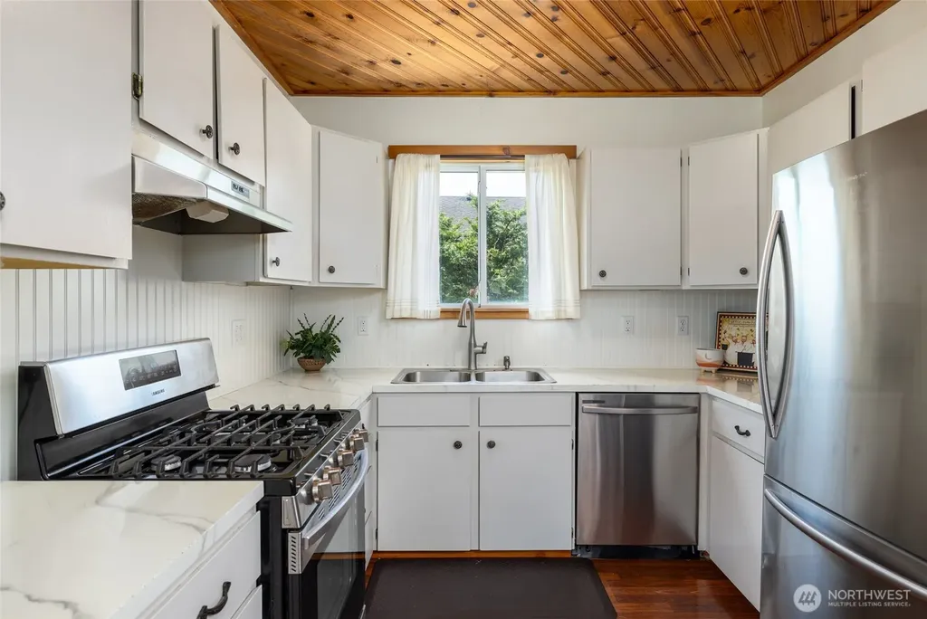 105 S 7th Street Mount Vernon WA 98274