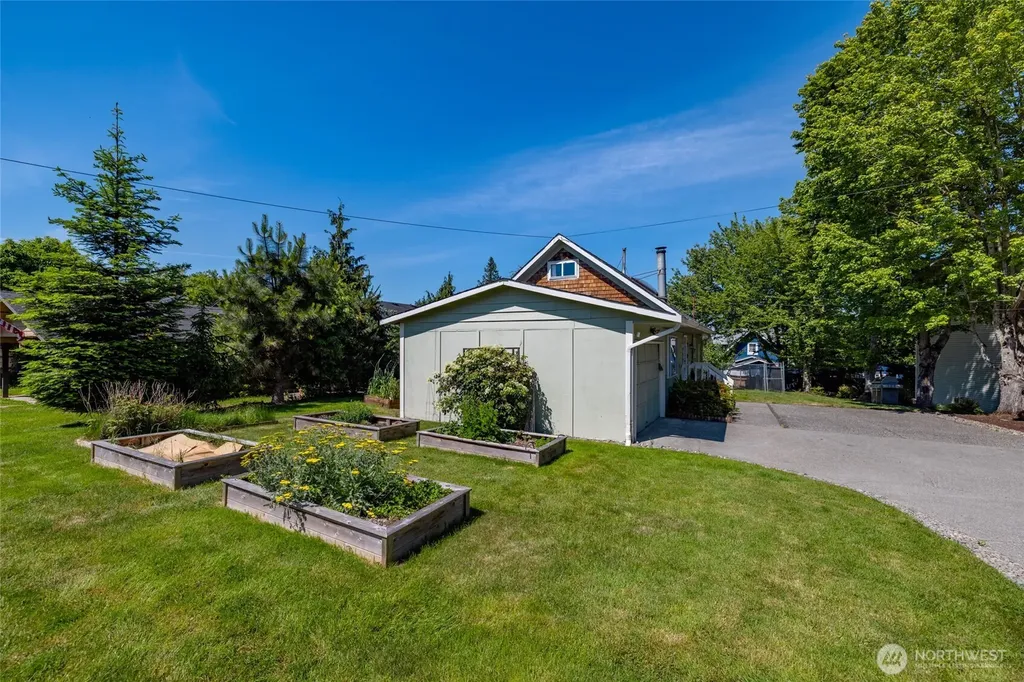 105 S 7th Street Mount Vernon WA 98274