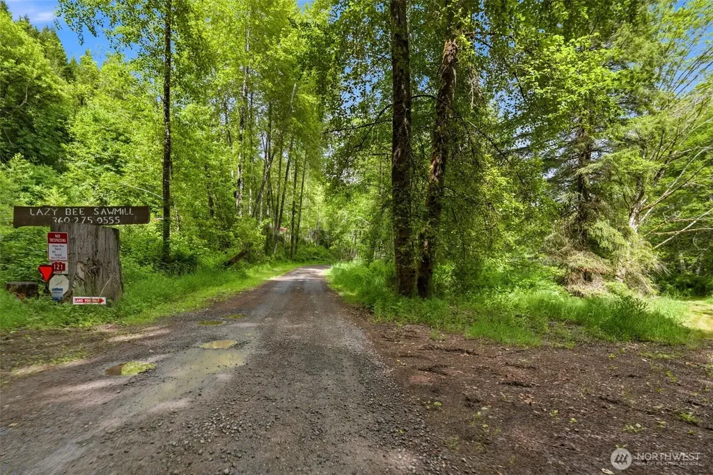 241 NE Rendsland Creek Road Tahuya WA 98588