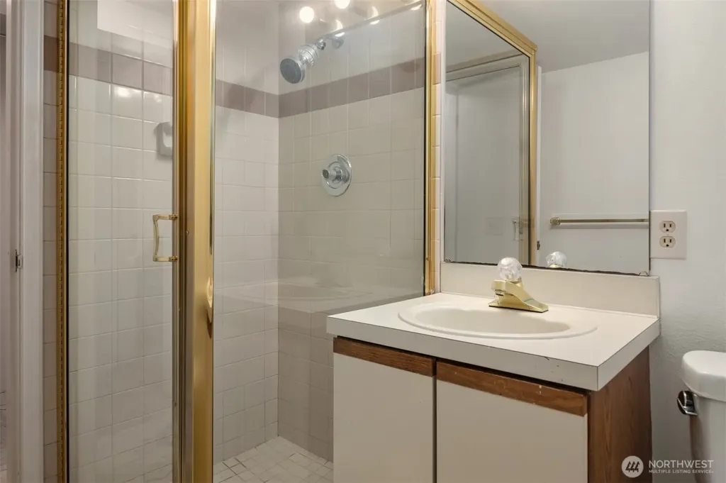 5235 S Graham Street Seattle WA 98118