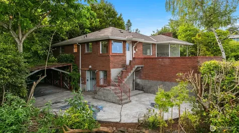 5235 S Graham Street Seattle WA 98118