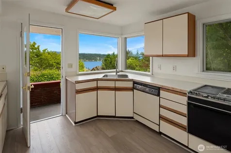 5235 S Graham Street Seattle WA 98118
