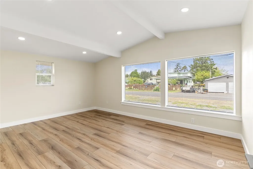 151 W Sprague Avenue Westport WA 98595