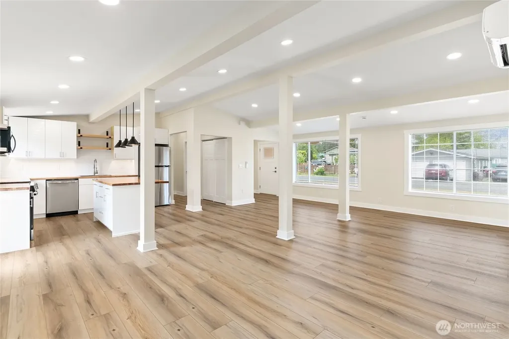 151 W Sprague Avenue Westport WA 98595
