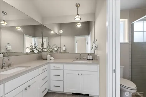 22729 SE 14th Court Sammamish WA 98075