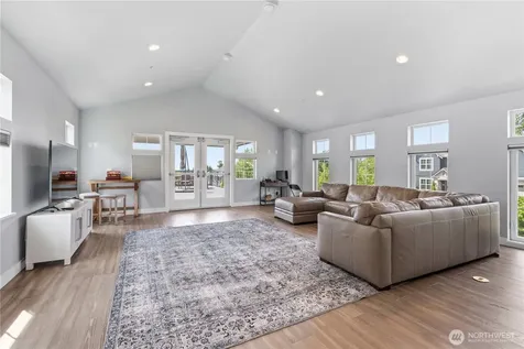 22729 SE 14th Court Sammamish WA 98075