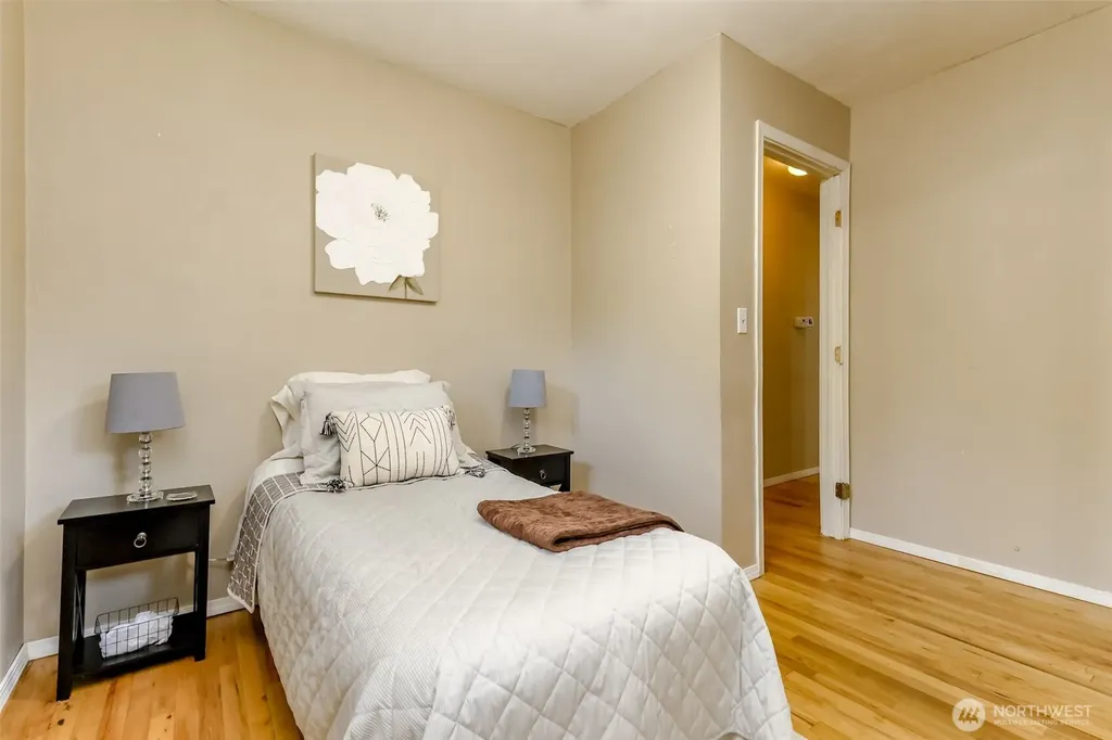 3418 Petersville Road NE Bremerton WA 98310