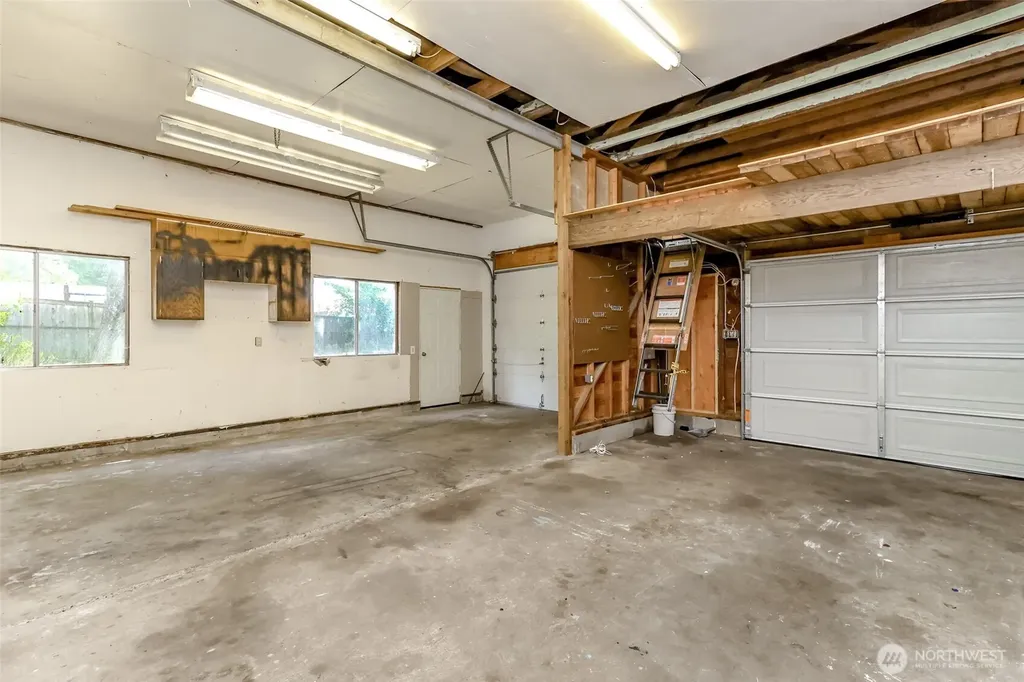 3418 Petersville Road NE Bremerton WA 98310