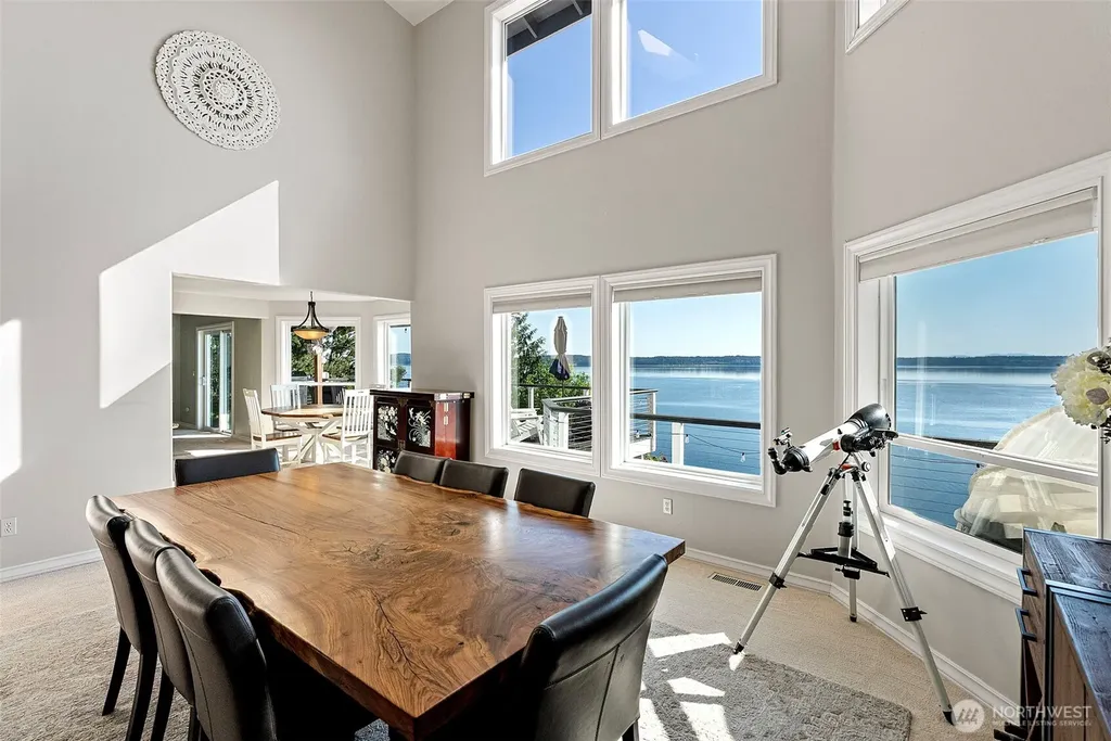182 Bow Road Fox Island WA 98333