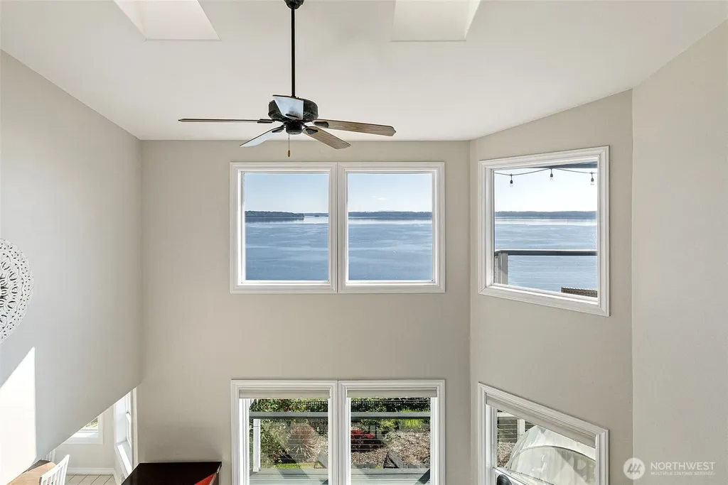 182 Bow Road Fox Island WA 98333