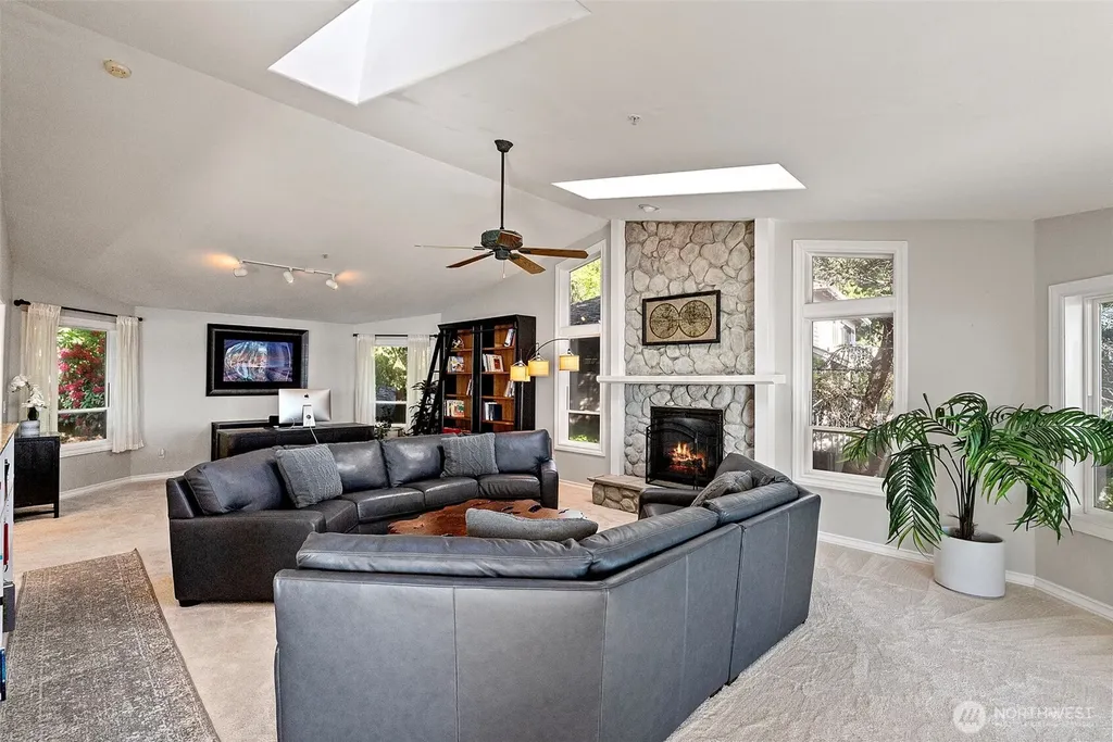 182 Bow Road Fox Island WA 98333