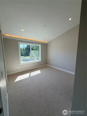 4305 NE 26 Place Renton WA 98059