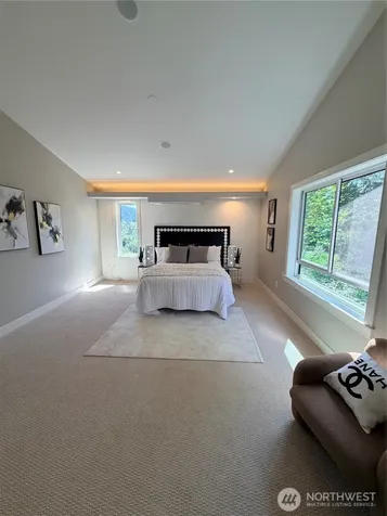 4305 NE 26 Place Renton WA 98059