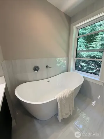 4305 NE 26 Place Renton WA 98059