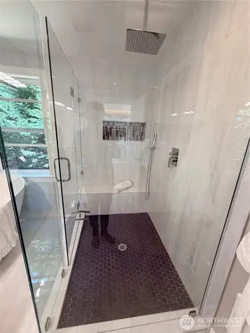 4305 NE 26 Place Renton WA 98059