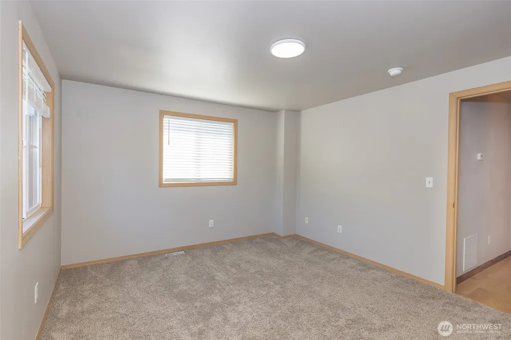 329 Shelby Street Gold Bar WA 98251