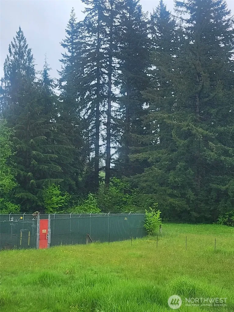 128 Highway 92 Lake Stevens WA 98258