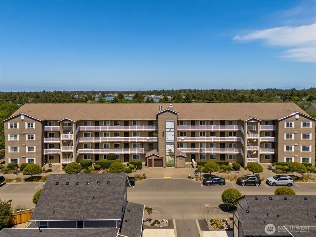 262 Oyhut Bay Boulevard SW Ocean Shores WA 98569