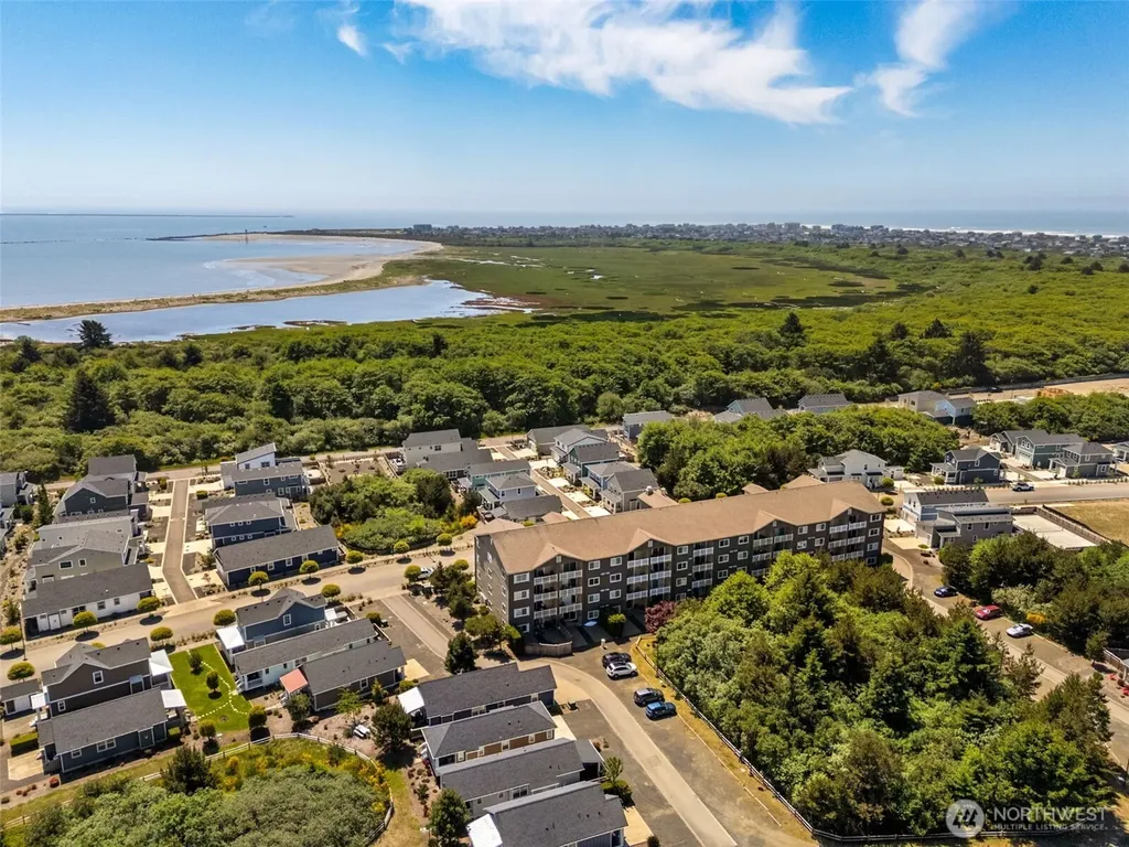 262 Oyhut Bay Boulevard SW Ocean Shores WA 98569